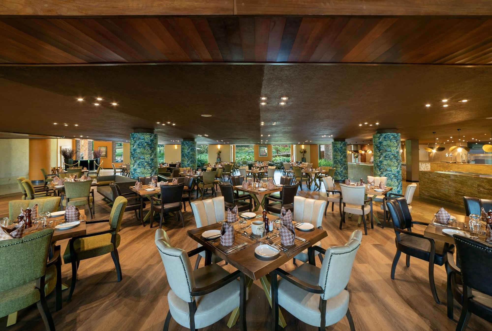 Speke Resort And Conference Center Kampala Luaran gambar